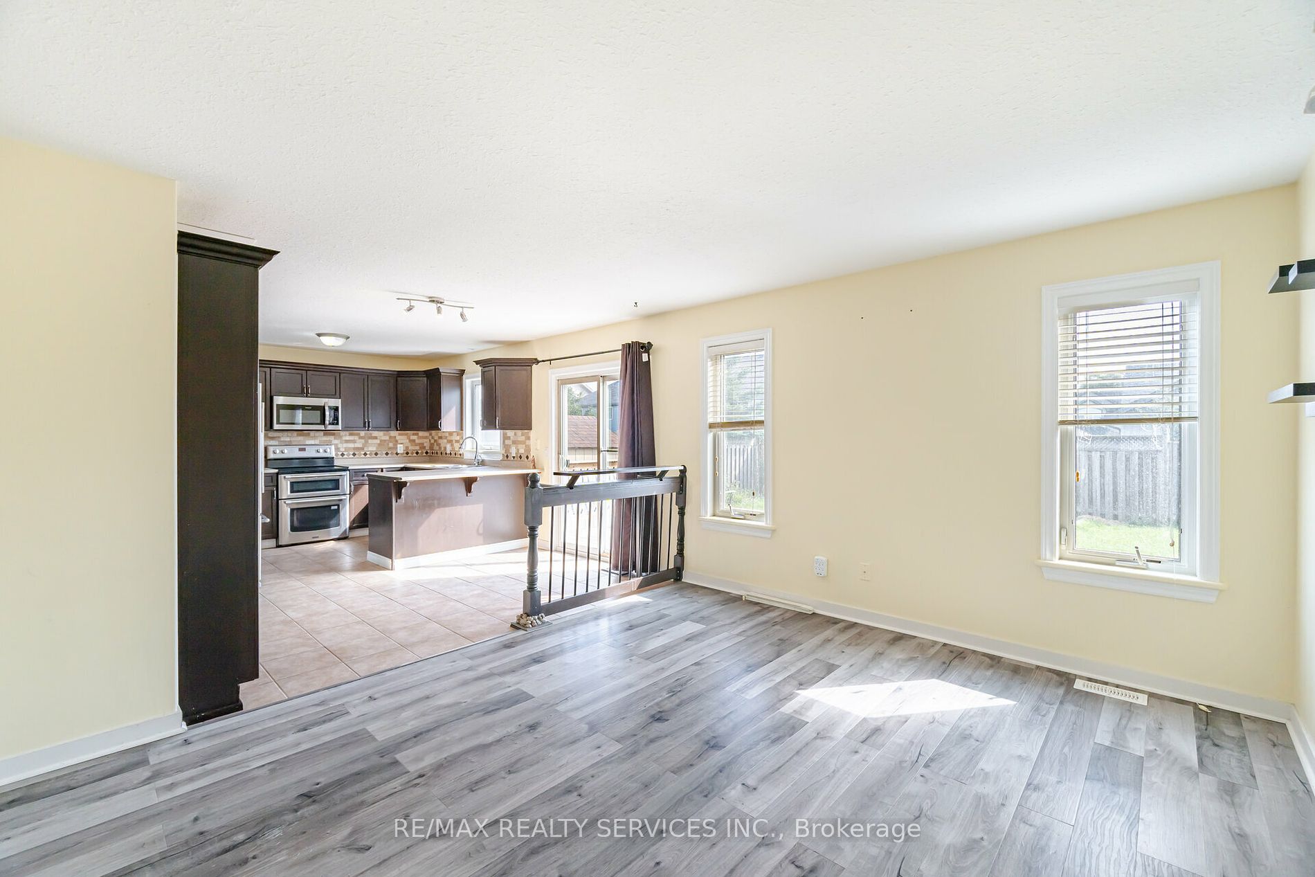 133 Fleming Way