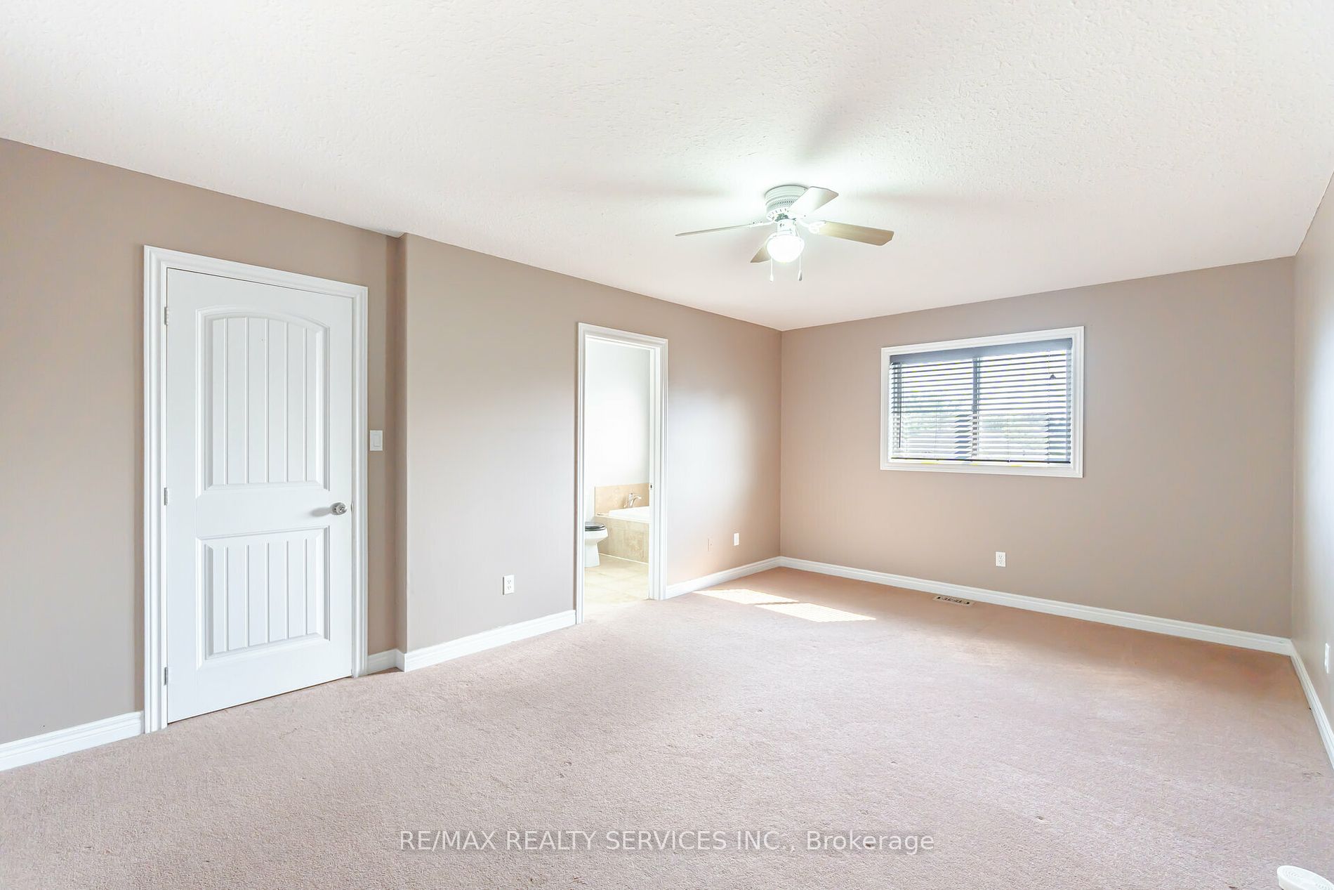 133 Fleming Way