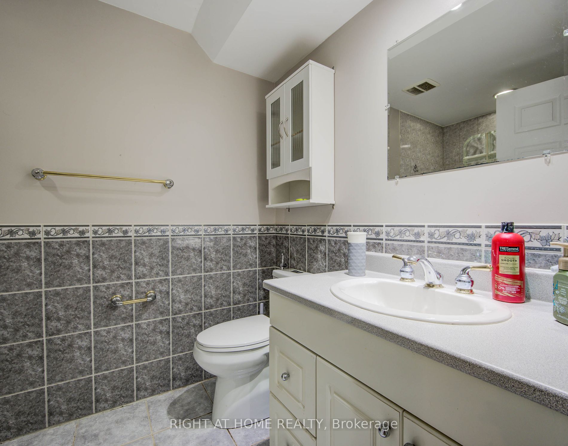 258 Saginaw Parkway