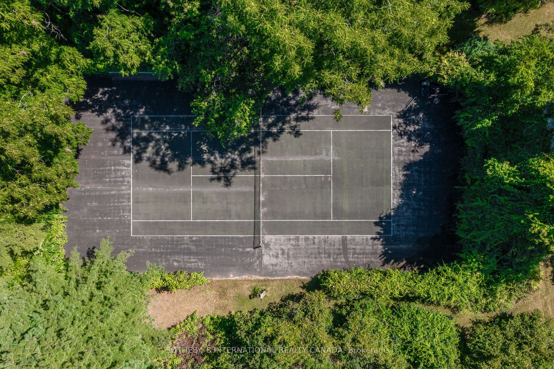 366 Lakeshore Rd