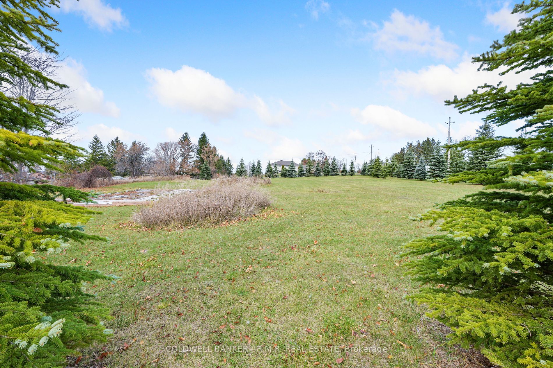26 Grandview Dr