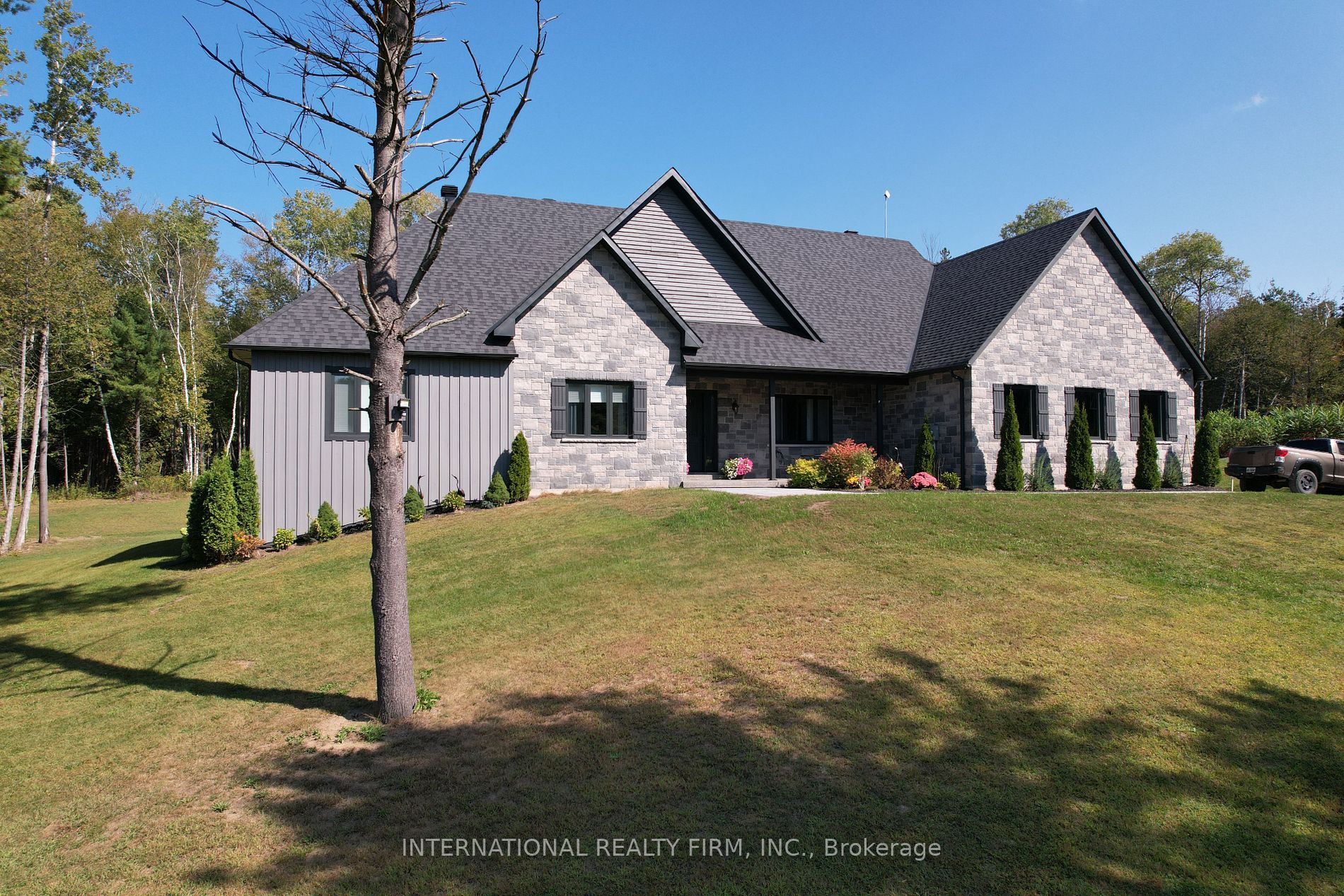7085 County Rd 65