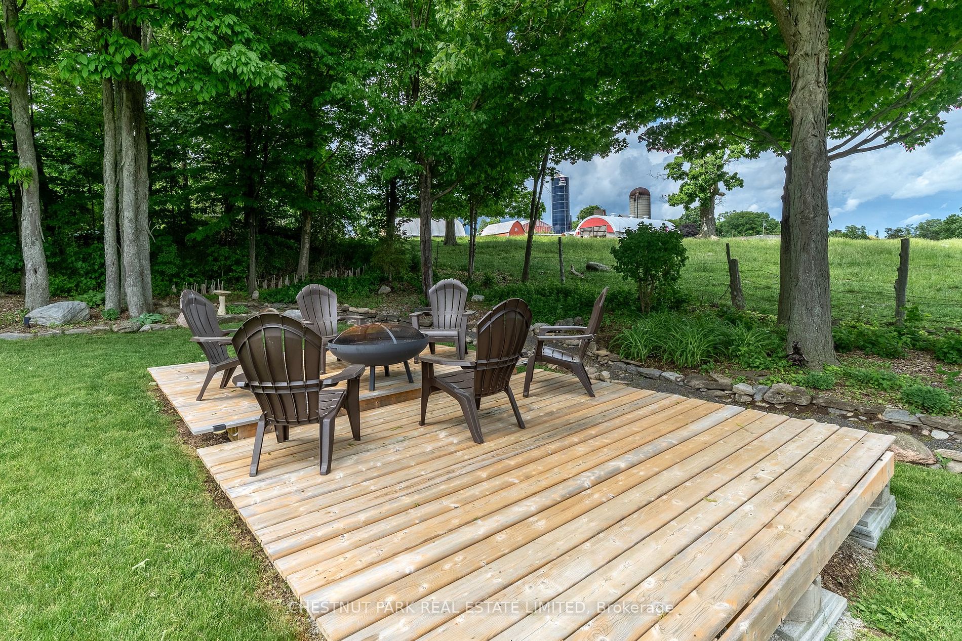 43 Smiths Bay Ave