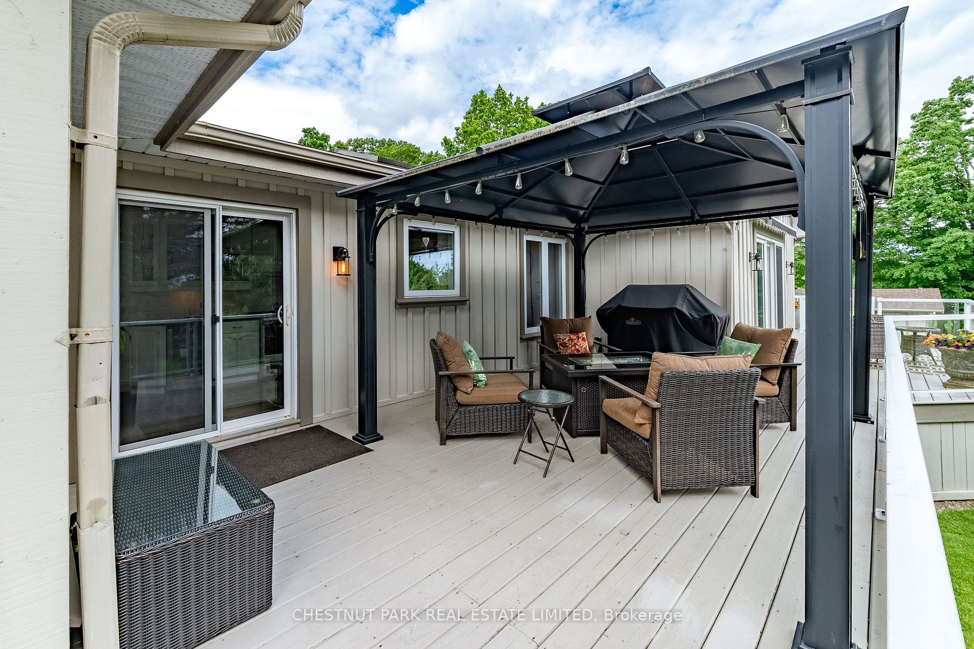 43 Smiths Bay Ave