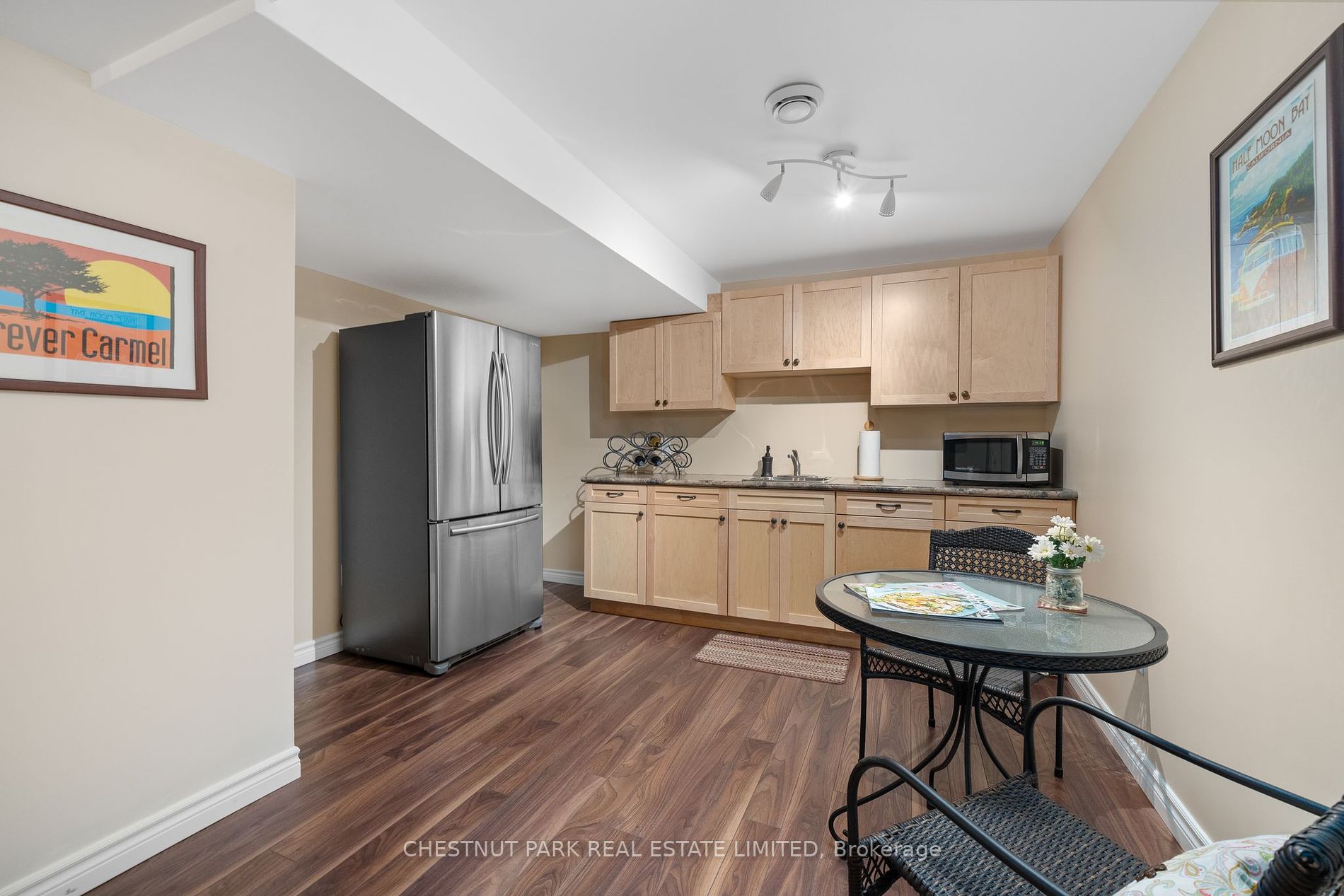 43 Smiths Bay Ave