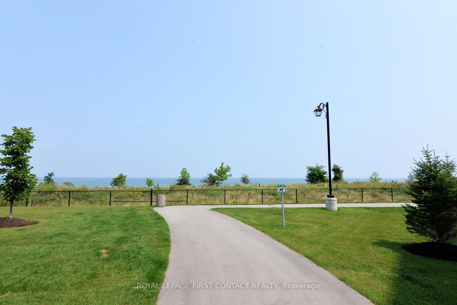 125 Shoreview Pl, #404
