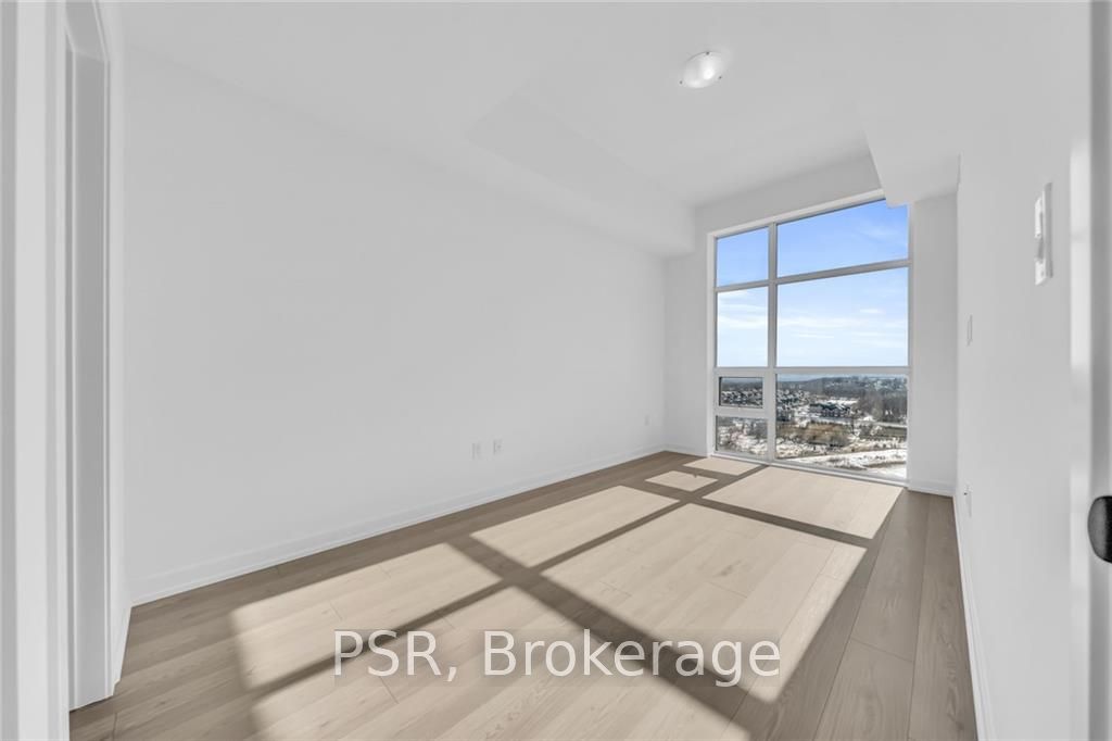 450 DUNDAS St E, #1213
