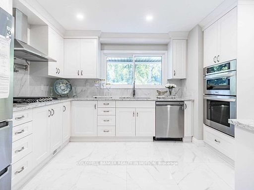 248 Robina Rd