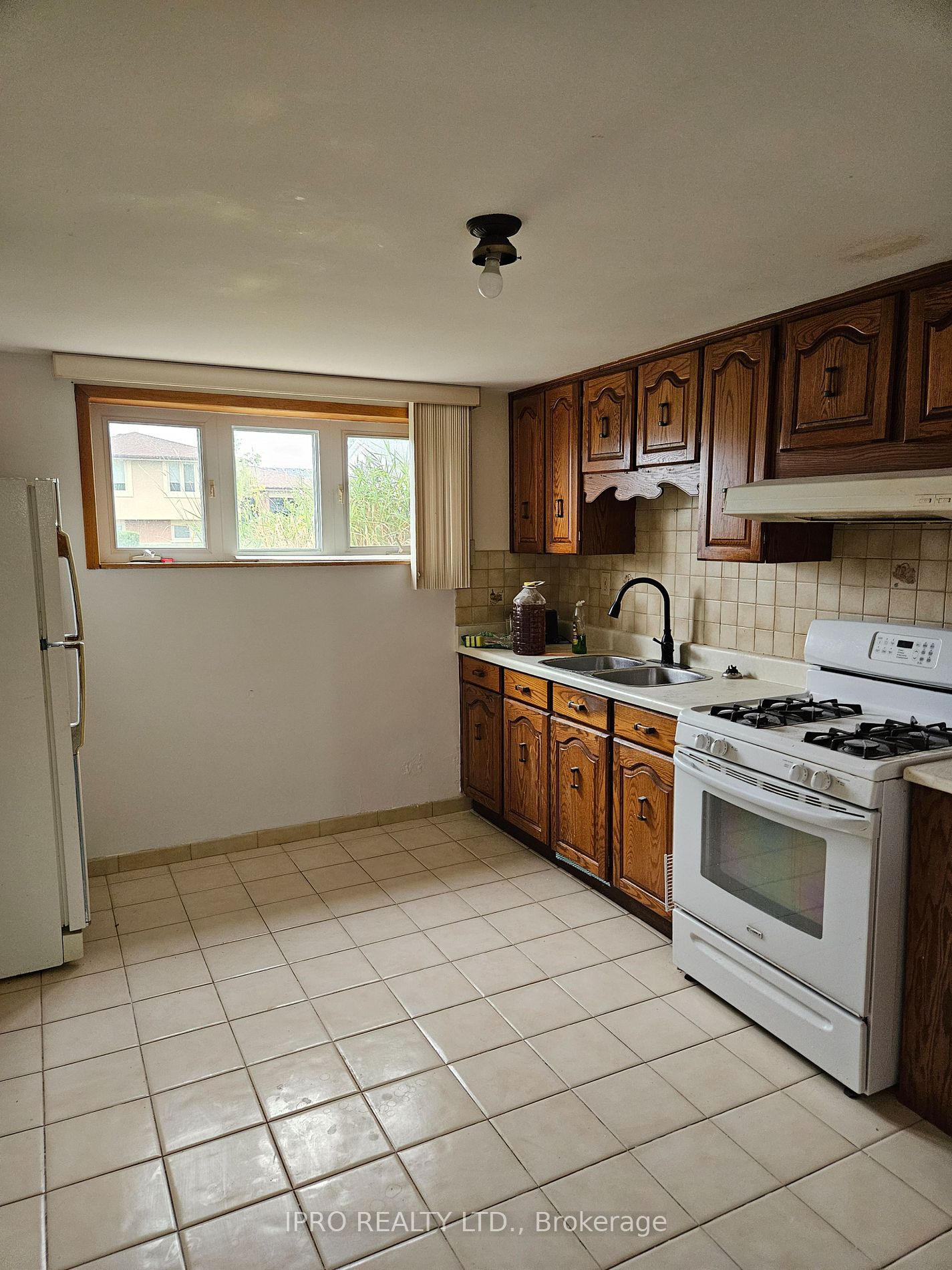 115 Deerhurst Road #Bsmt
