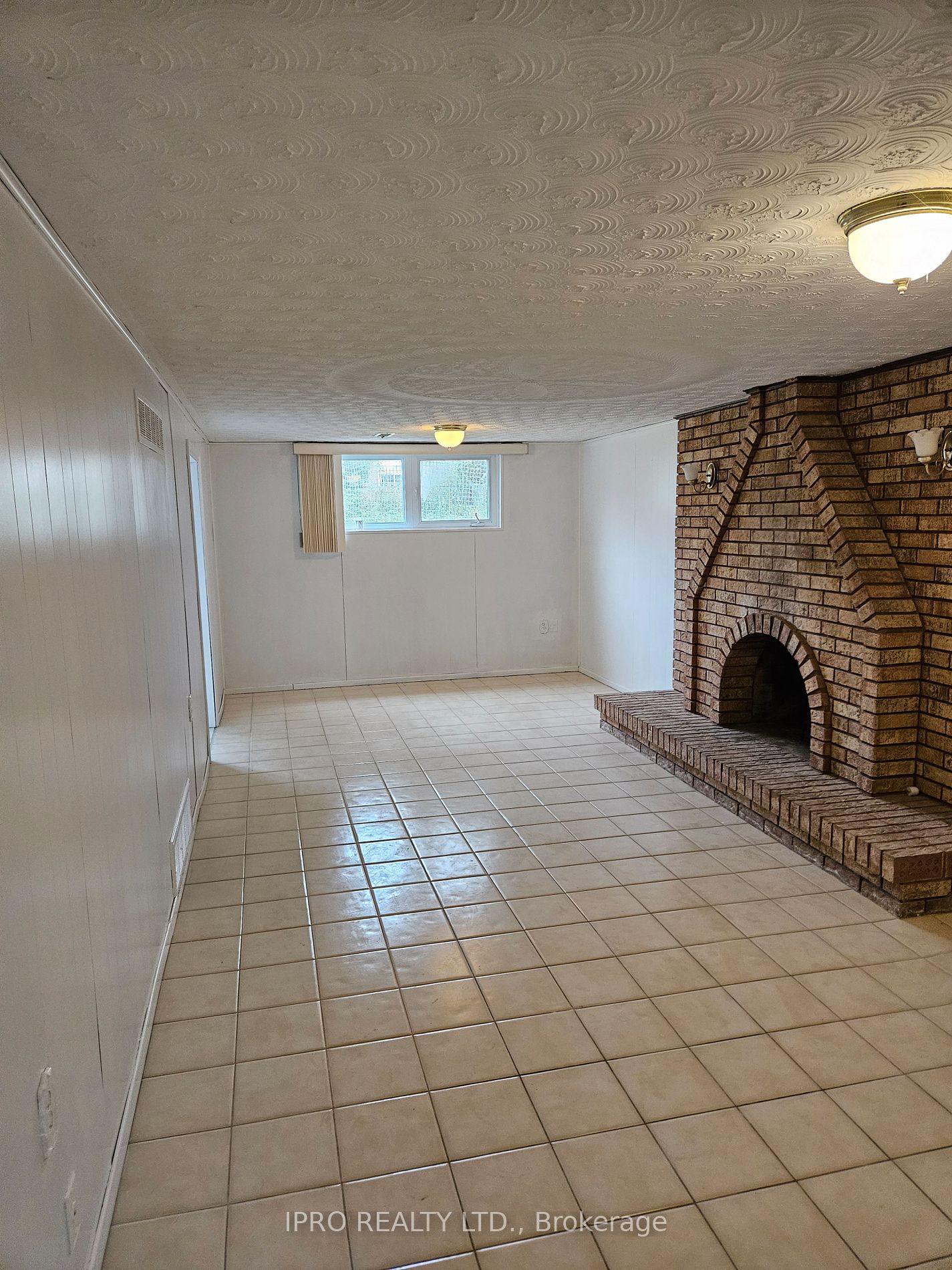 115 Deerhurst Road #Bsmt