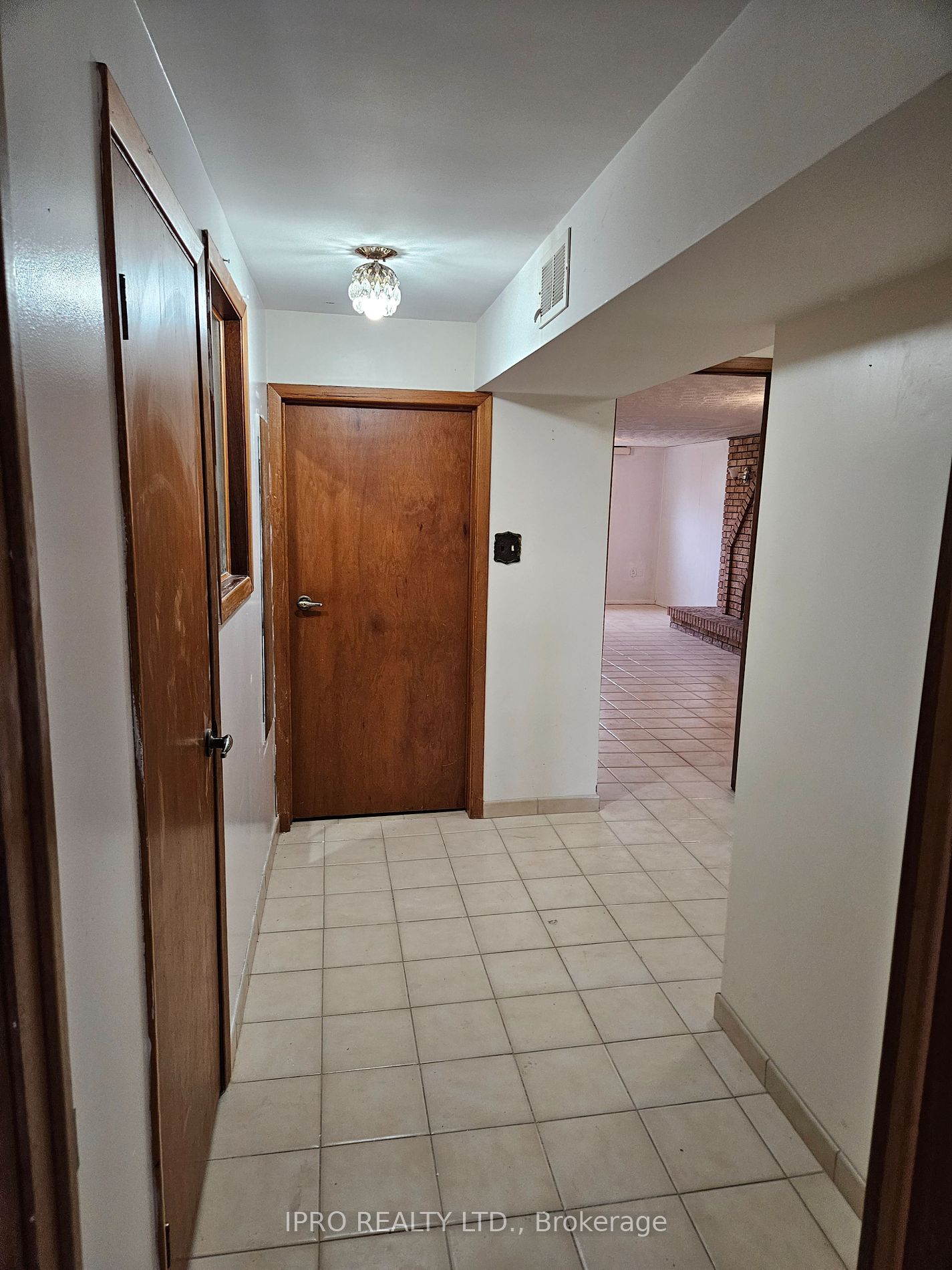 115 Deerhurst Road #Bsmt
