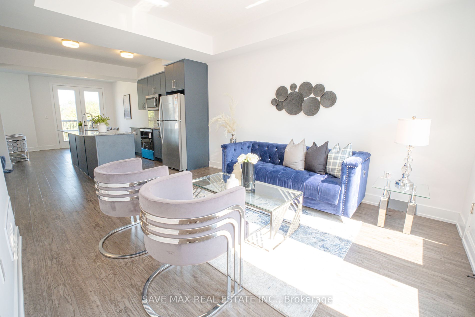 99 Roger St, #18