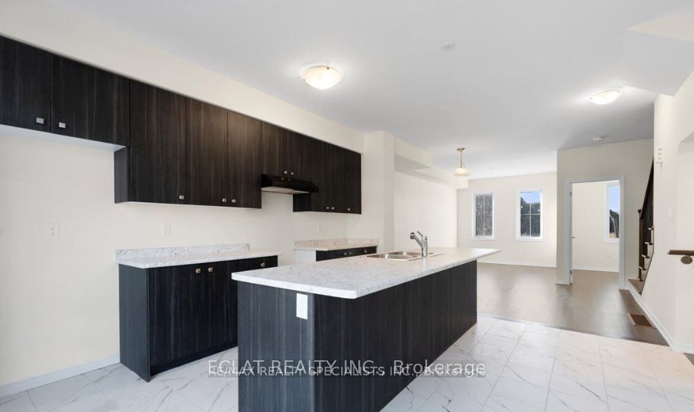 233 Gillespie Dr