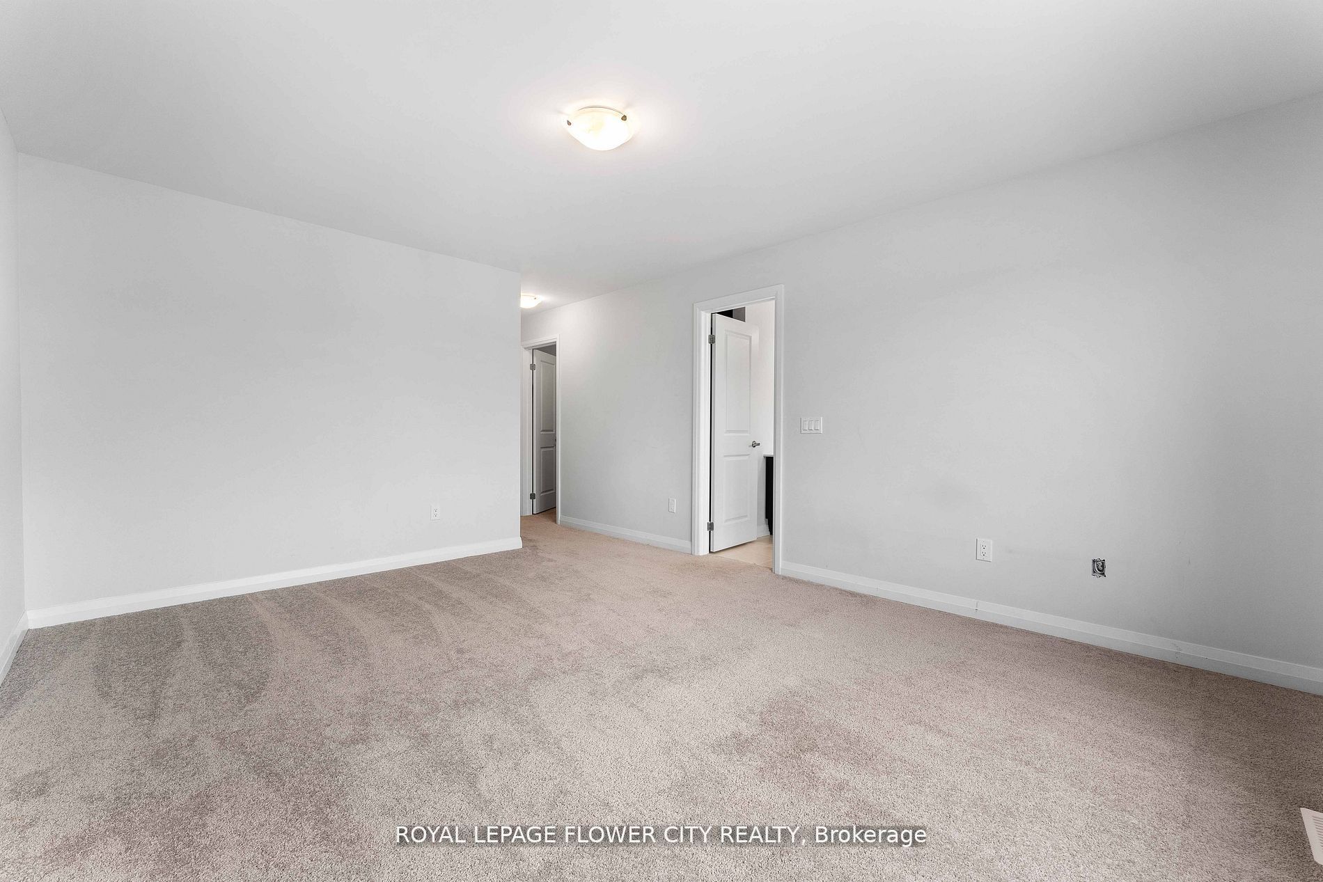 914 Sobeski Ave