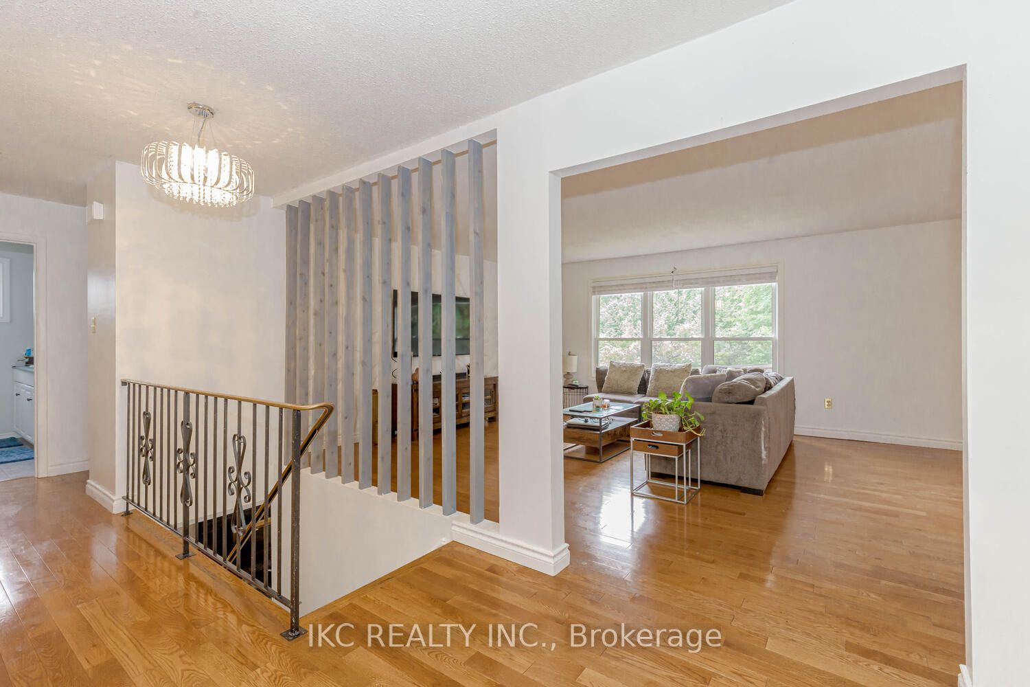 79 Ann St