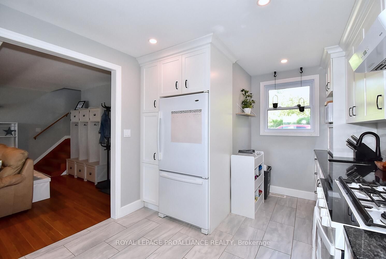 8 Parker Dr