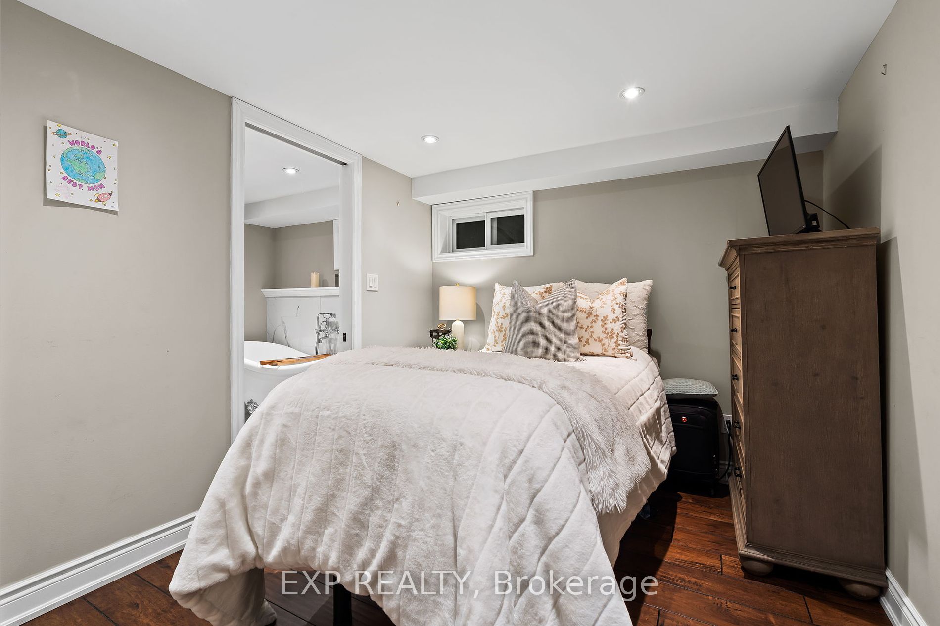 17 Battlefield Dr
