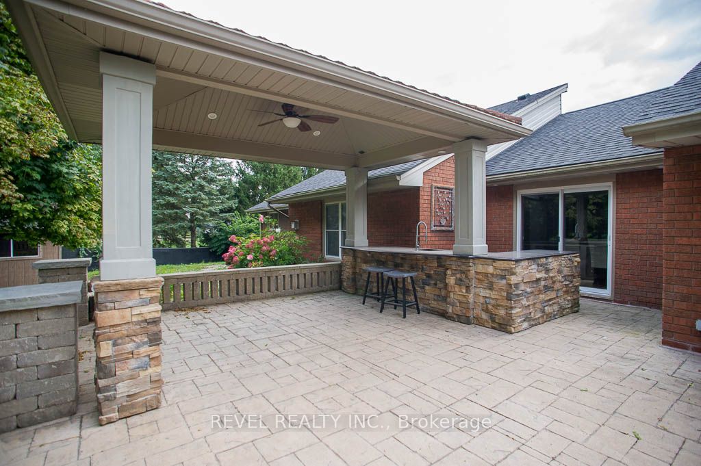 240 Johnson Rd