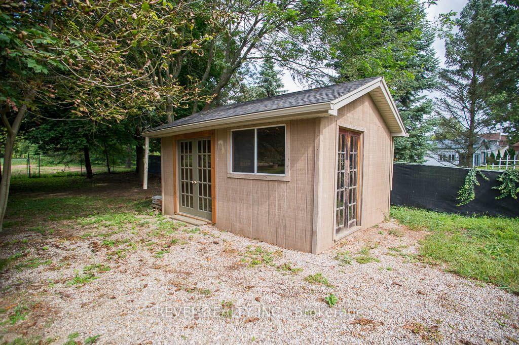 240 Johnson Rd