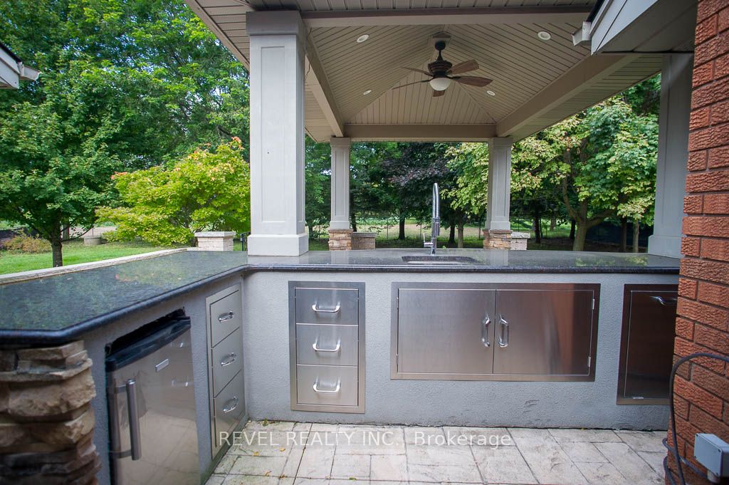 240 Johnson Rd