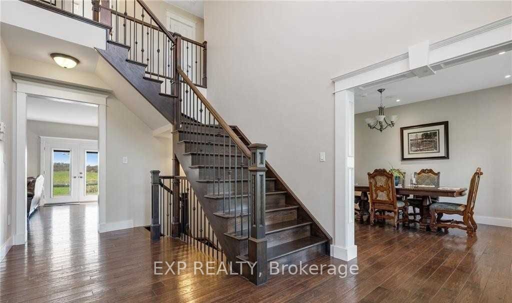 1527 Merrittville Highway