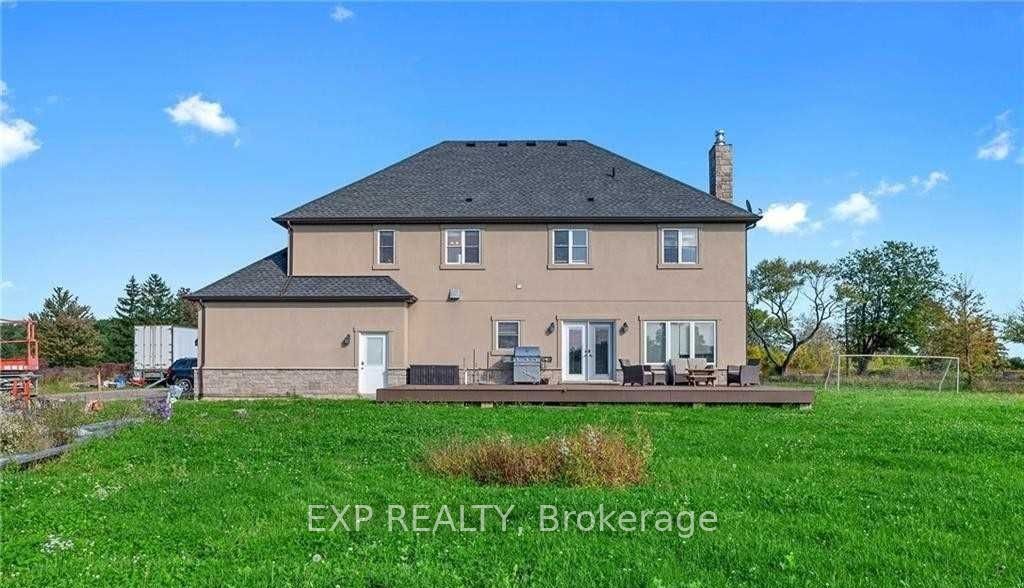 1527 Merrittville Highway