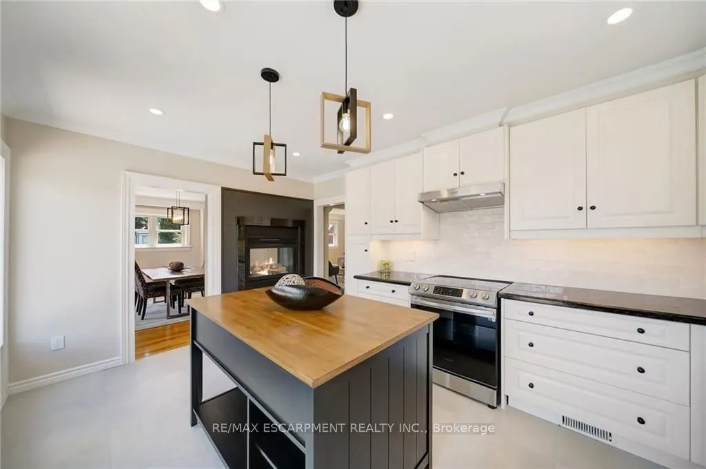 55 EAST 13TH St