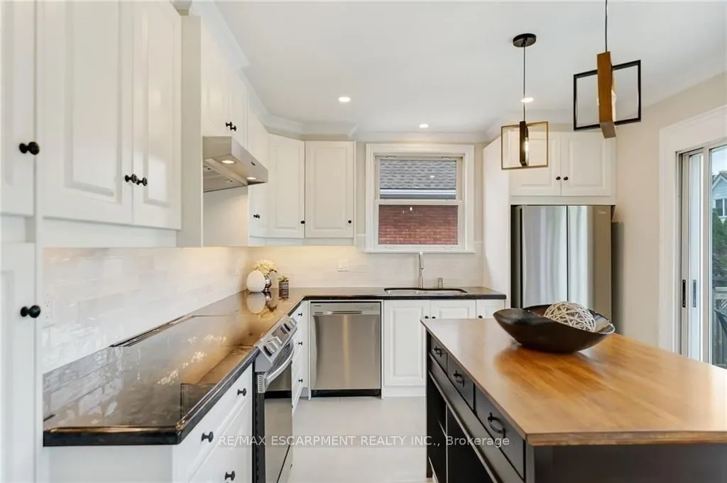 55 EAST 13TH St