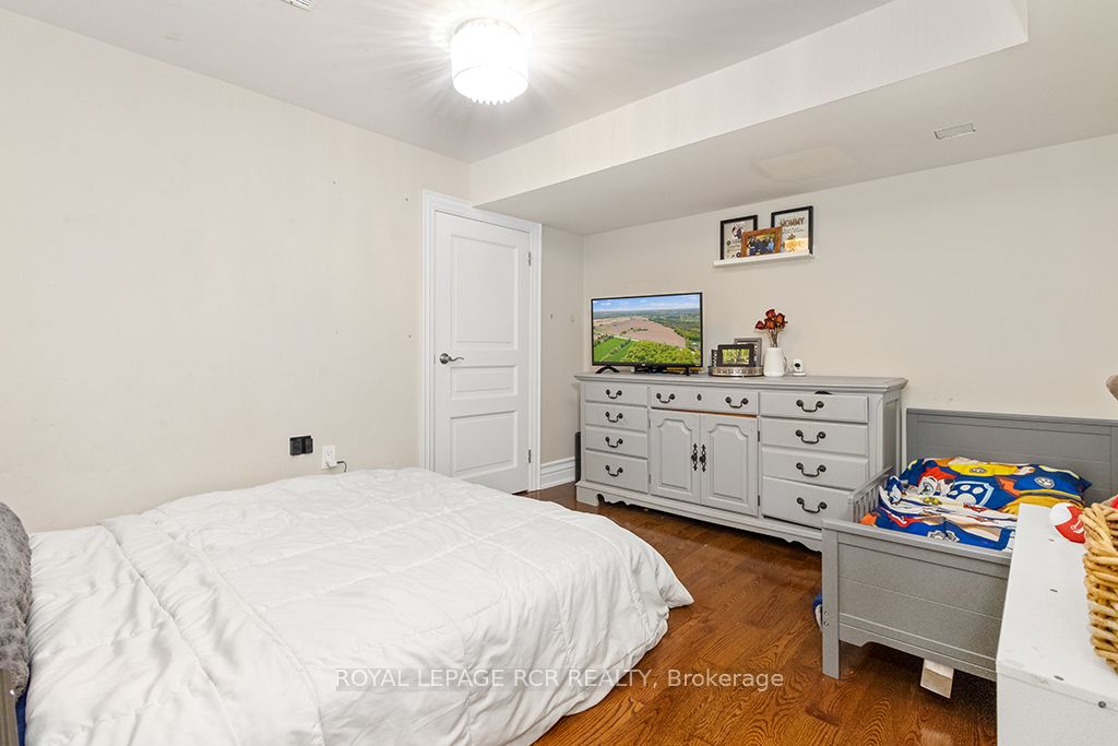 5680 Wellington Road 23