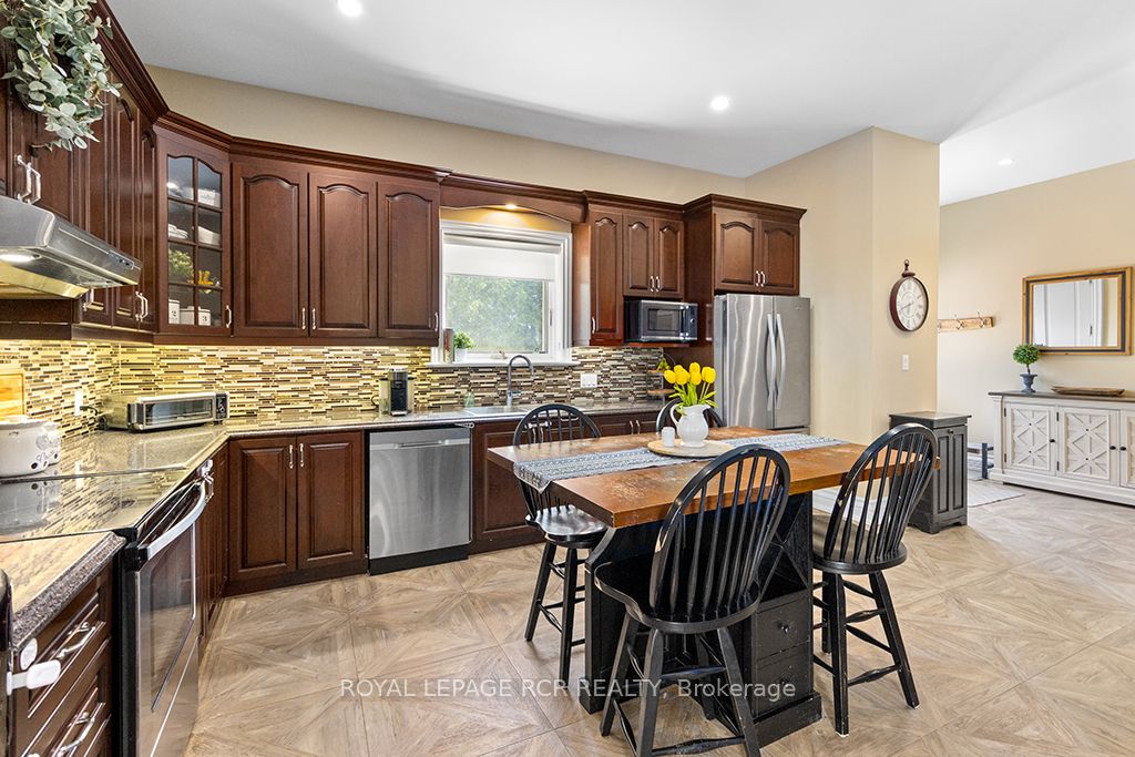 5680 Wellington Road 23
