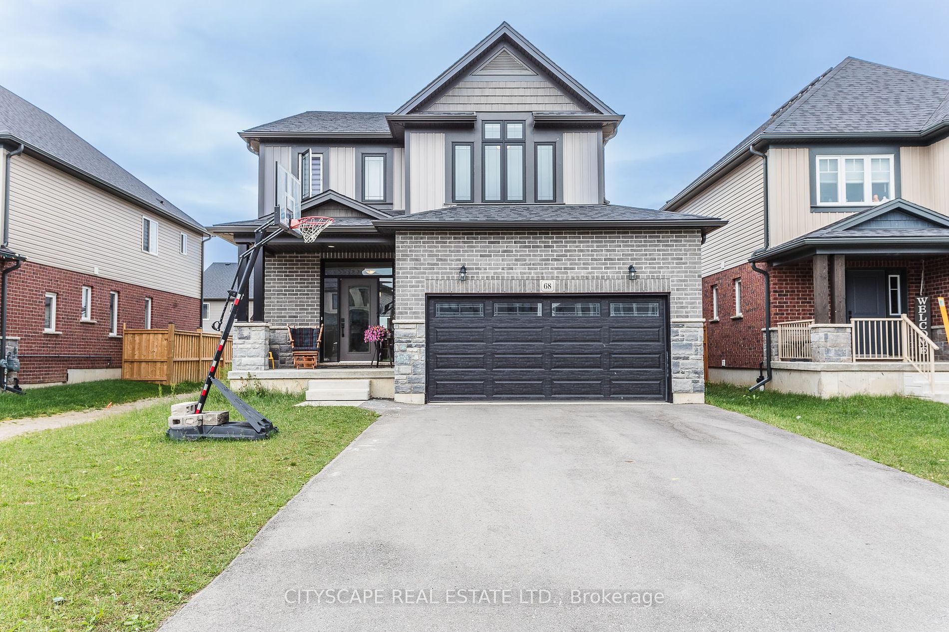 68 Davidson Dr