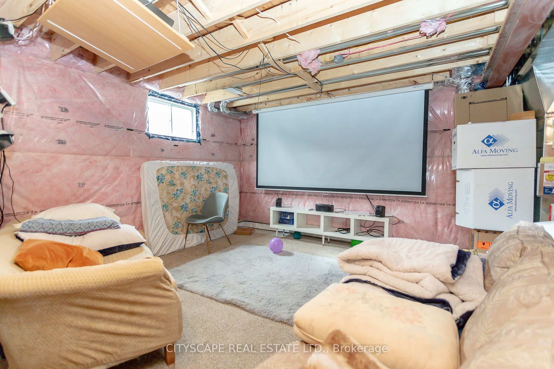 68 Davidson Dr