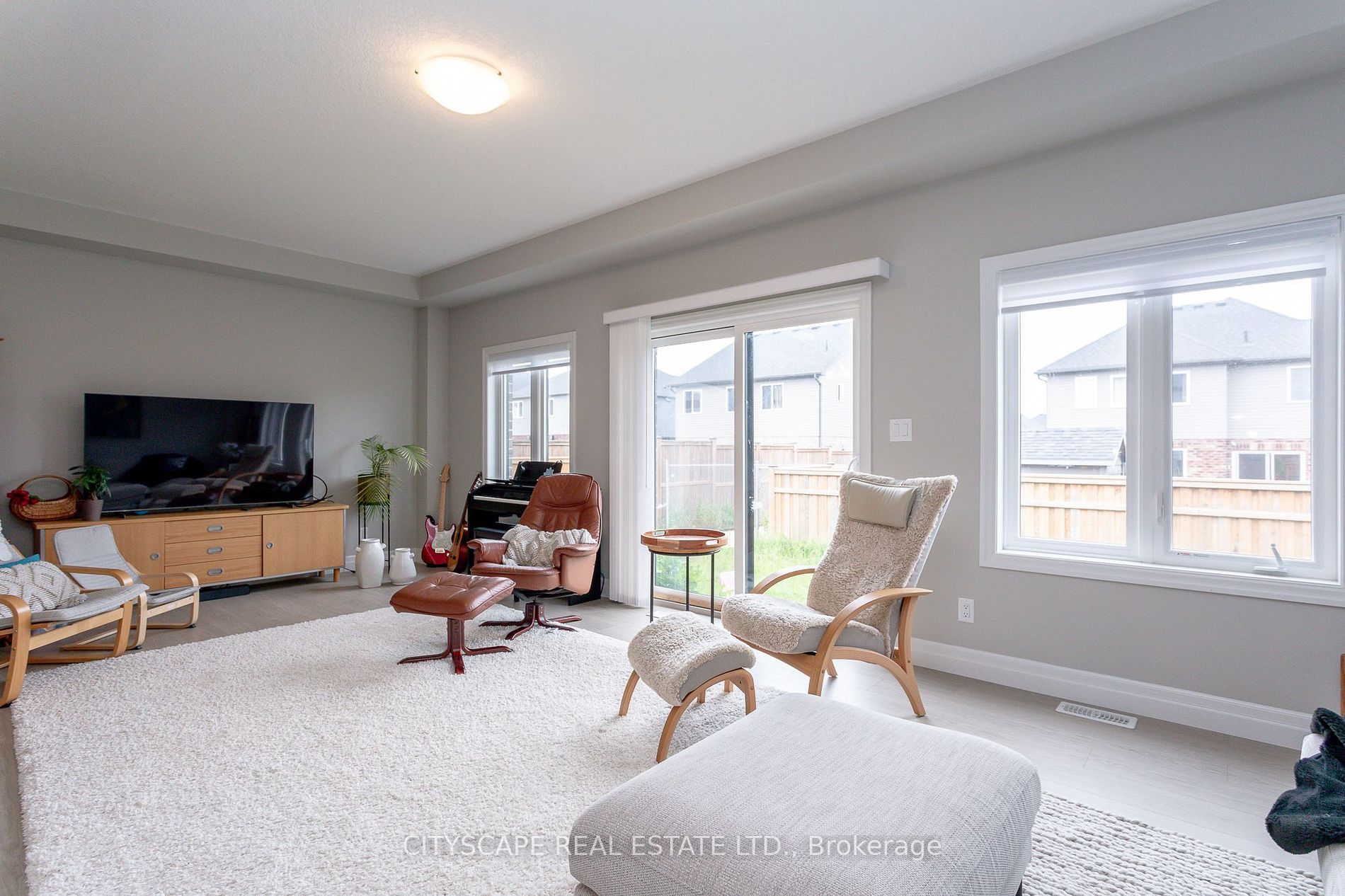68 Davidson Dr