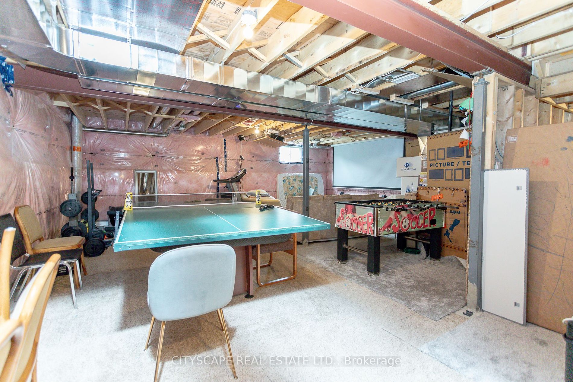 68 Davidson Dr