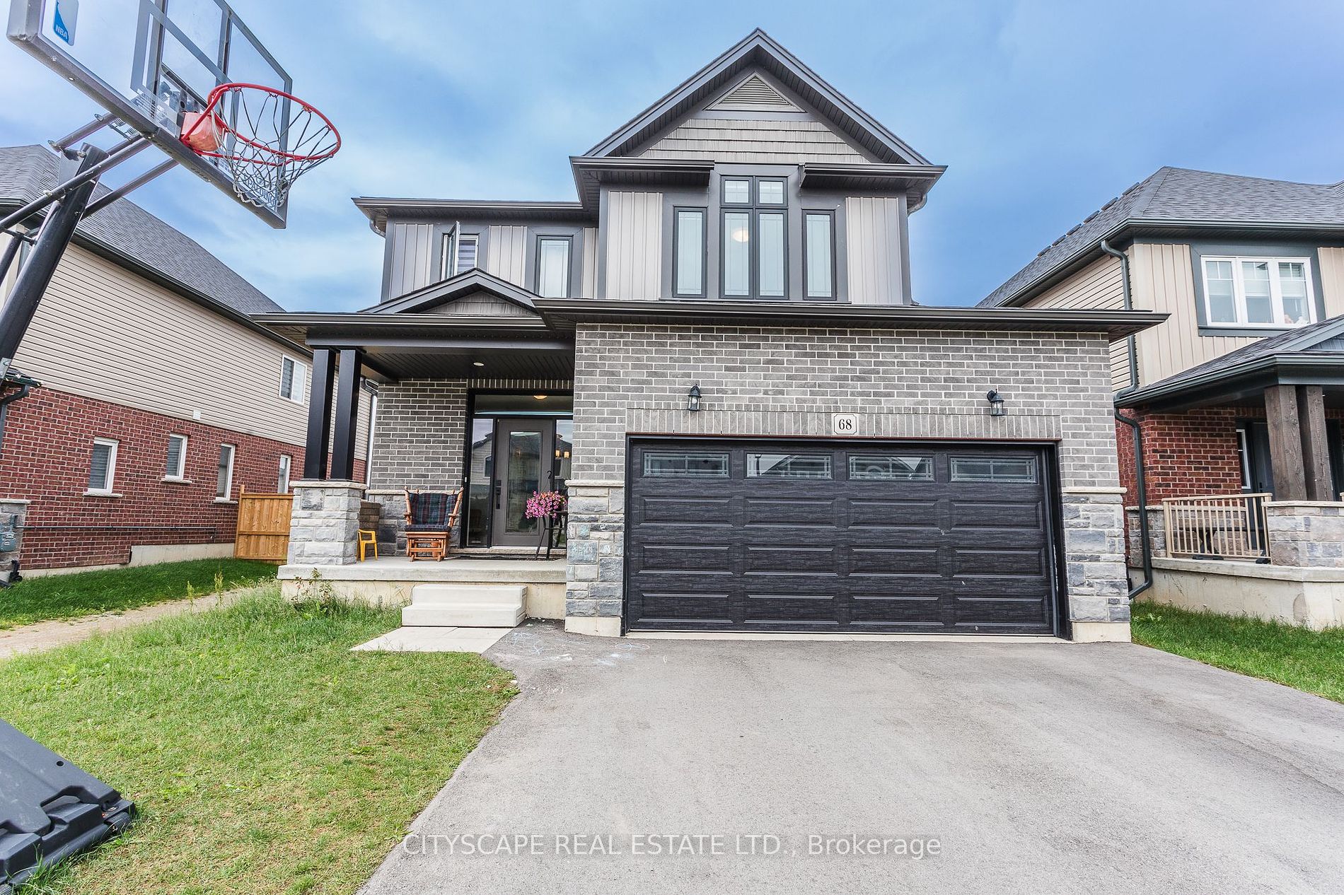 68 Davidson Dr