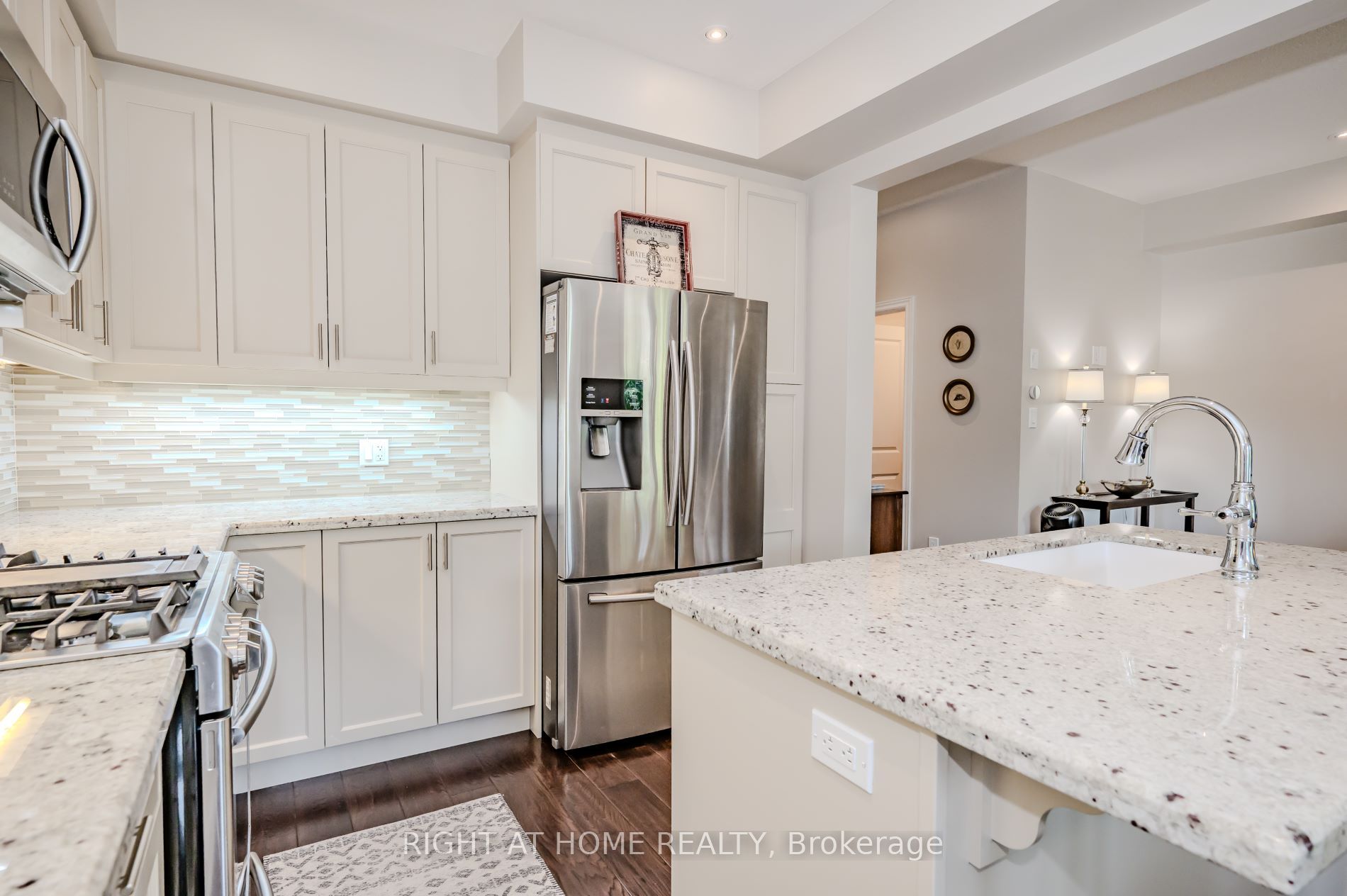 43 Kerman Avenue #9