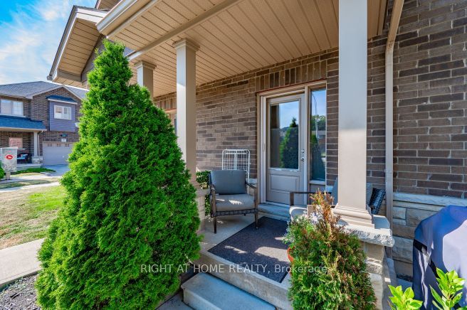 43 Kerman Avenue #9