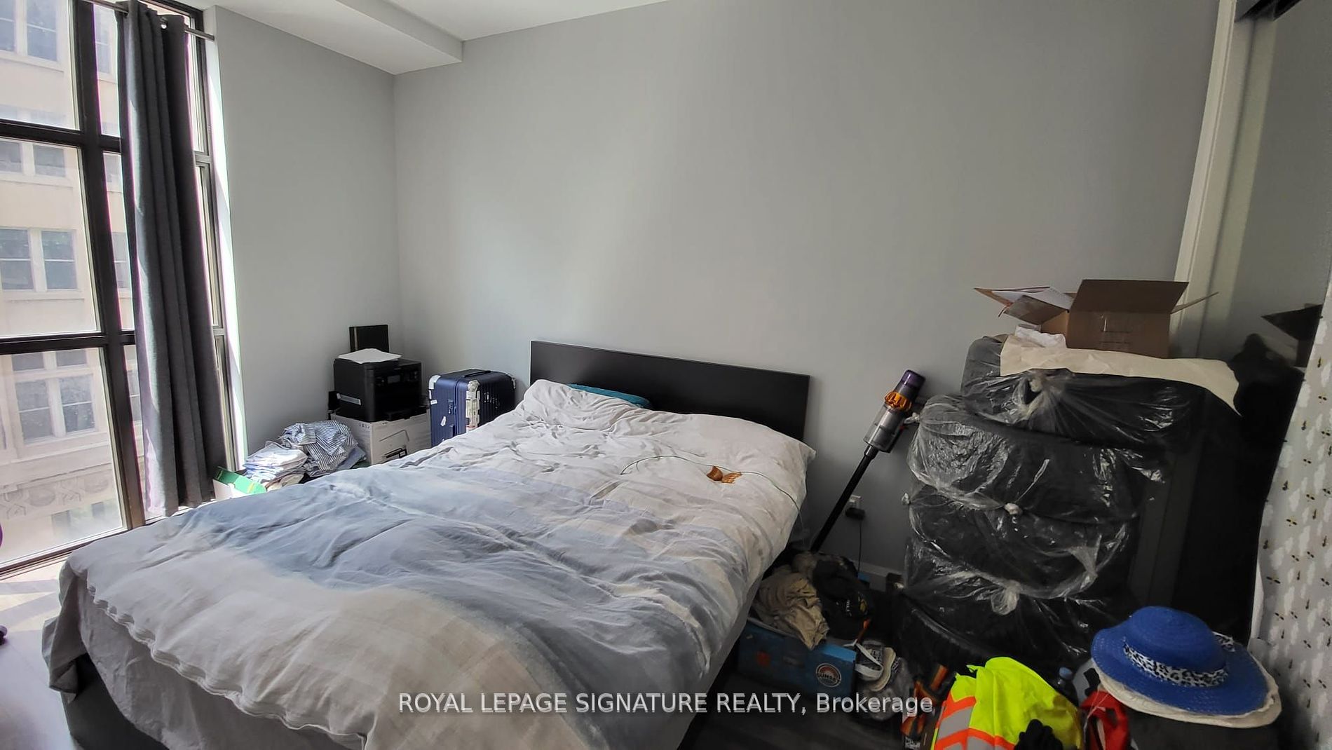 112 King St E, #608