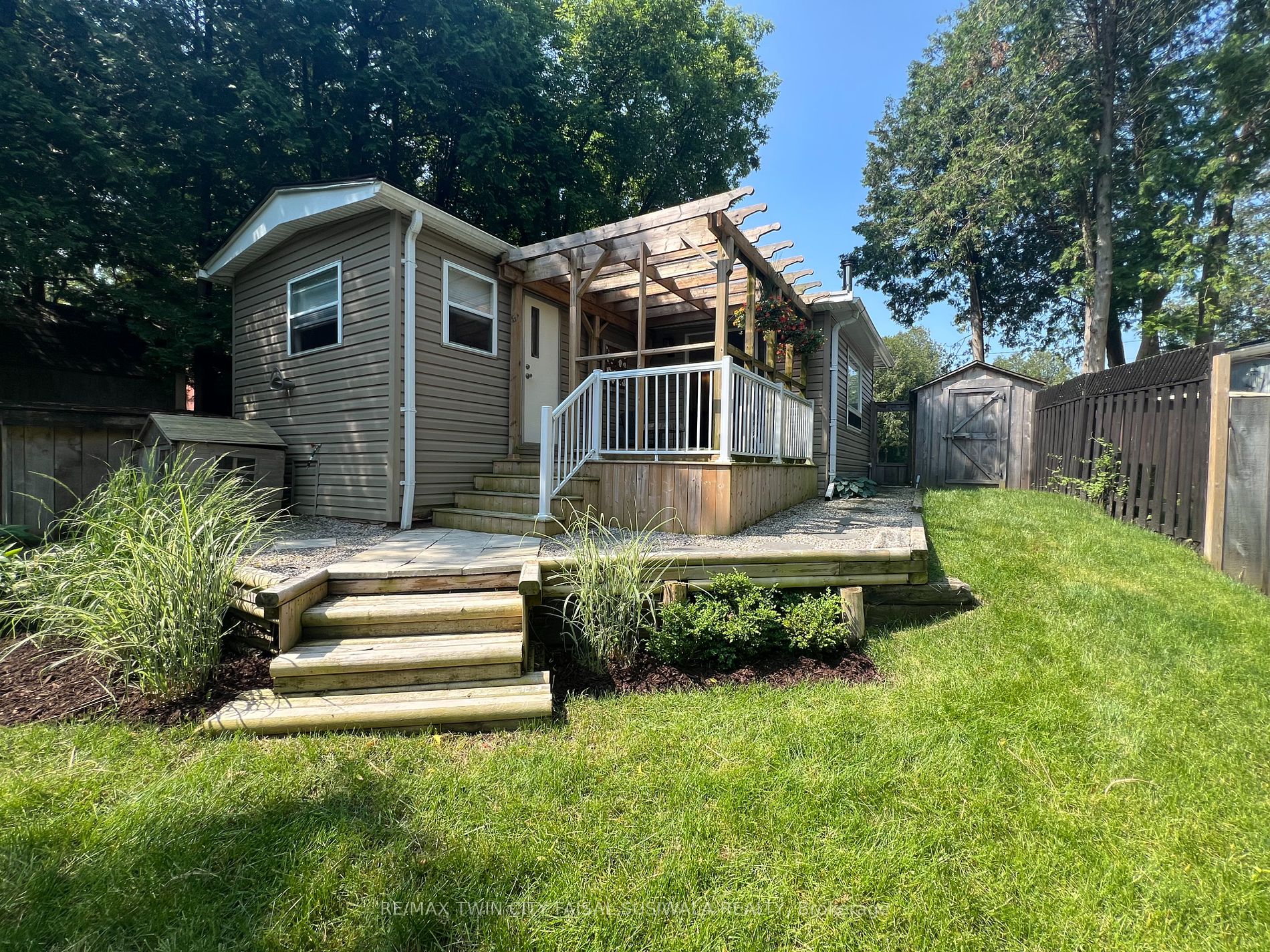1085 10th Concession Rd W, #36