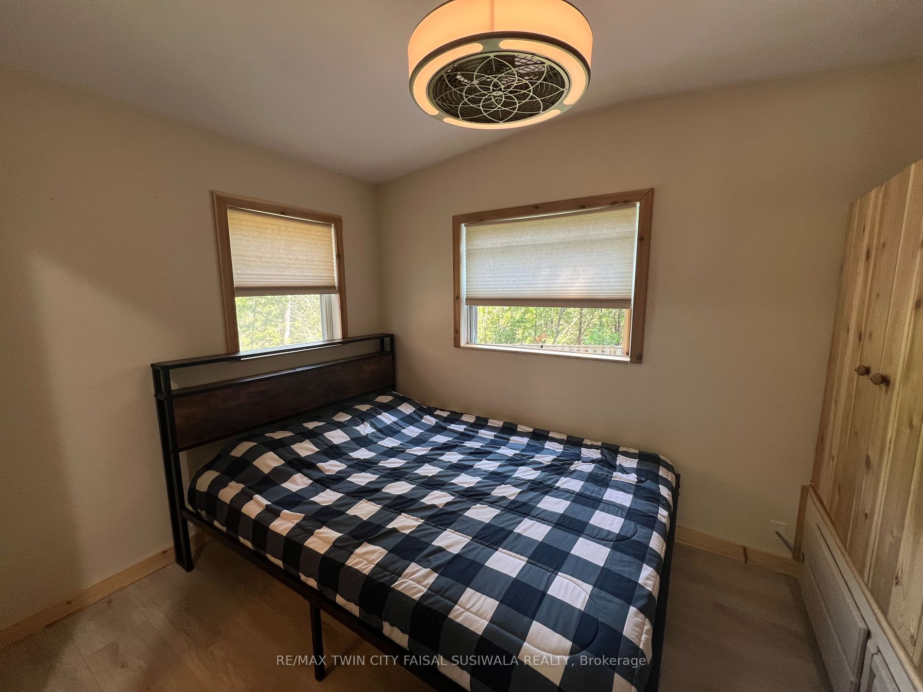 1085 10th Concession Rd W, #36