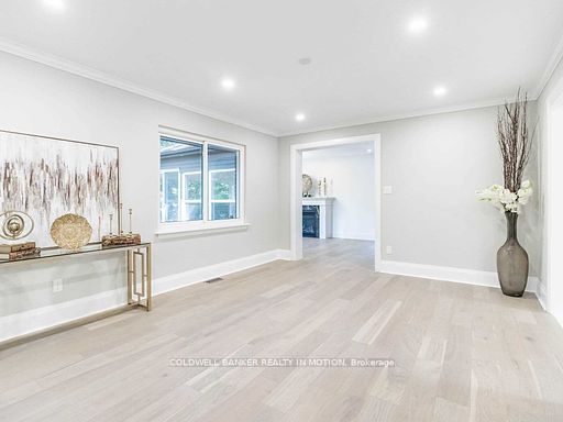 248 Robina Rd
