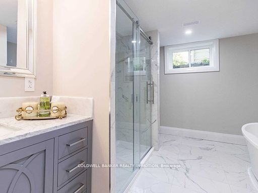 248 Robina Rd