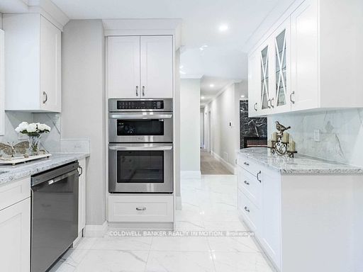 248 Robina Rd