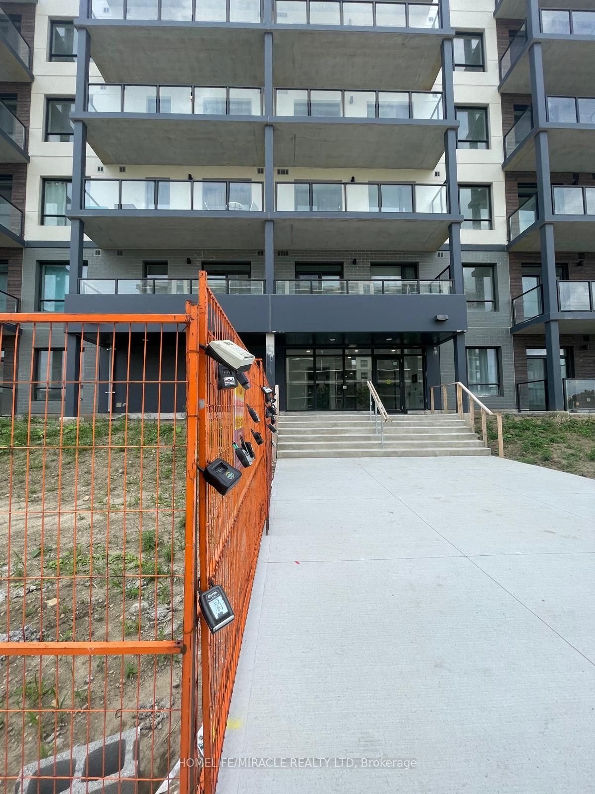 181 Elmira Rd S, #205