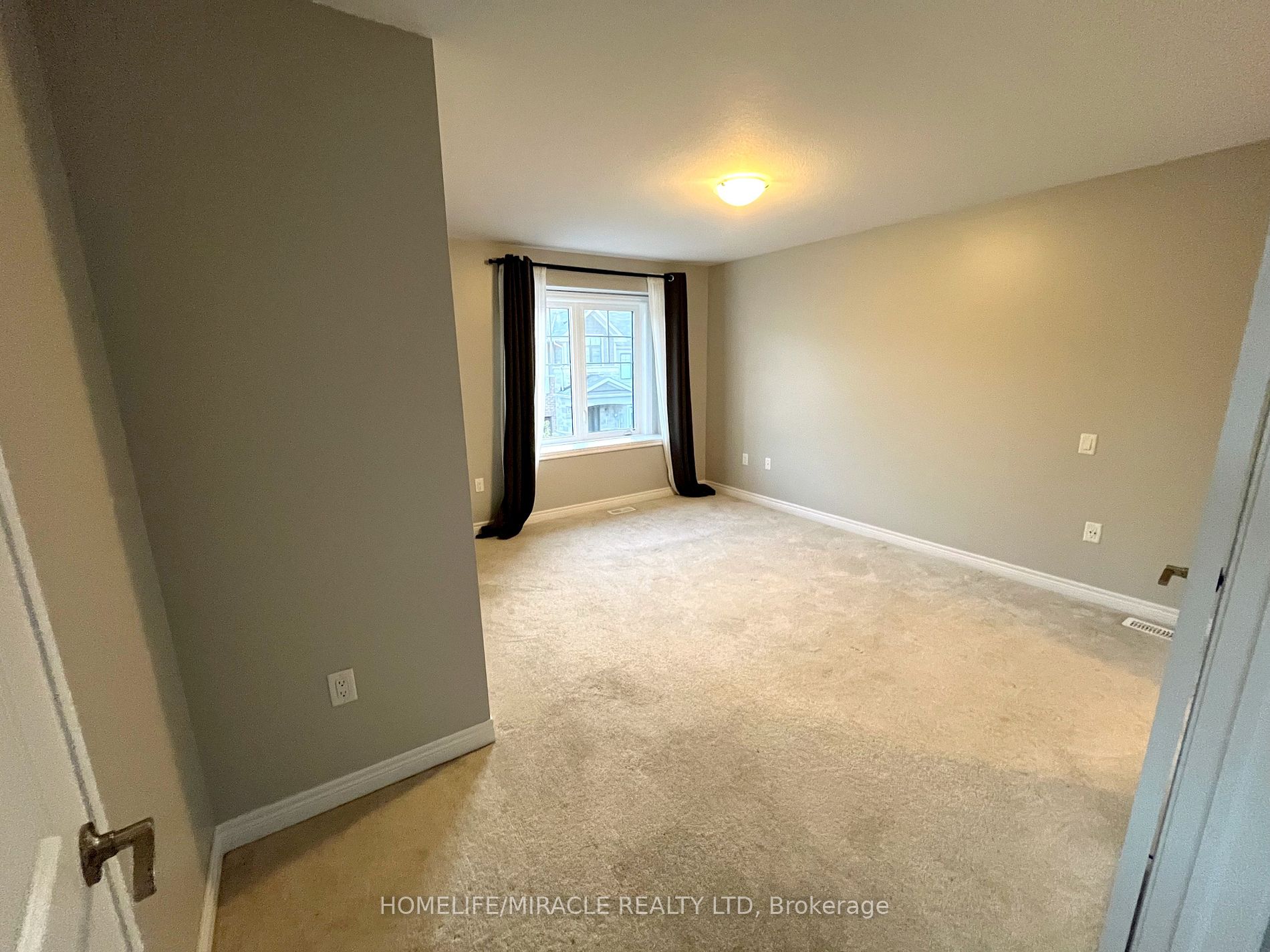 1890 Rymal Rd E, #166