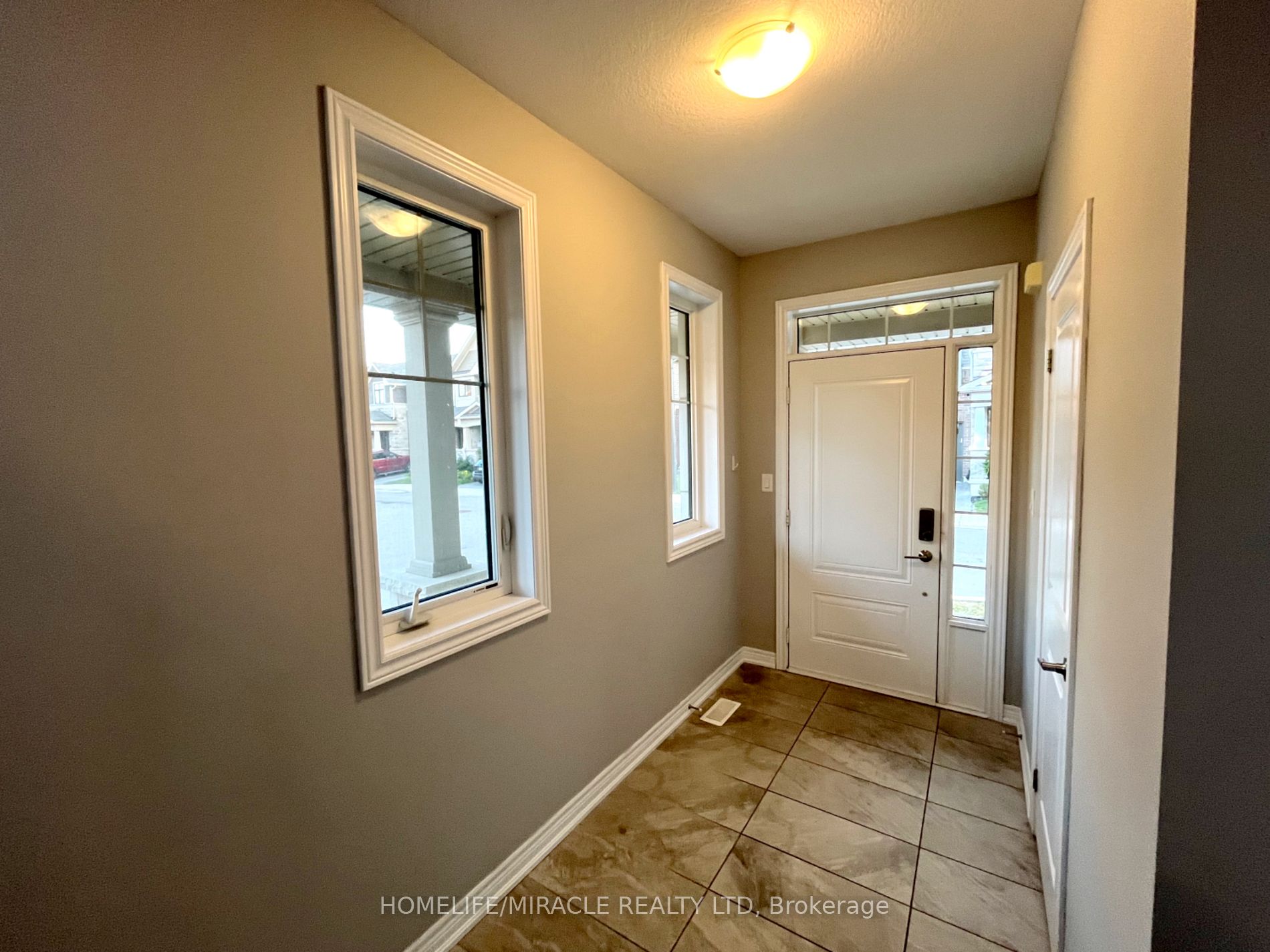 1890 Rymal Rd E, #166
