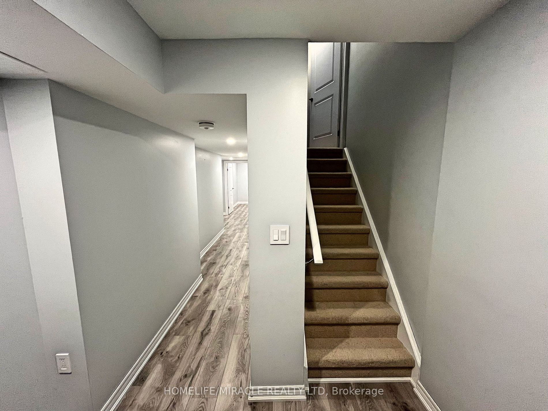 1890 Rymal Rd E, #166
