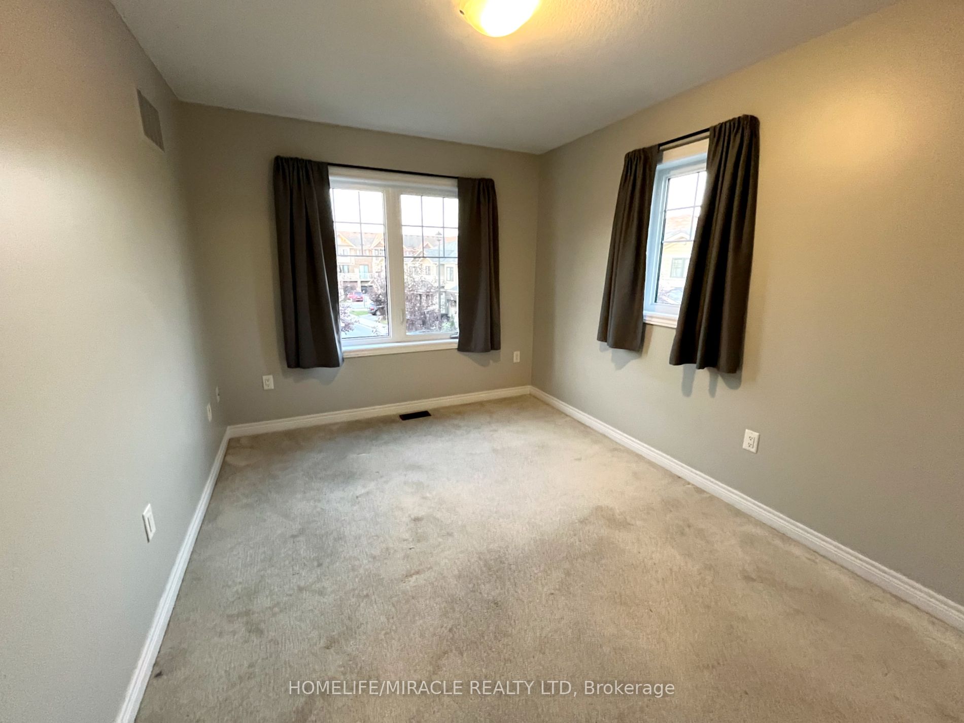 1890 Rymal Rd E, #166