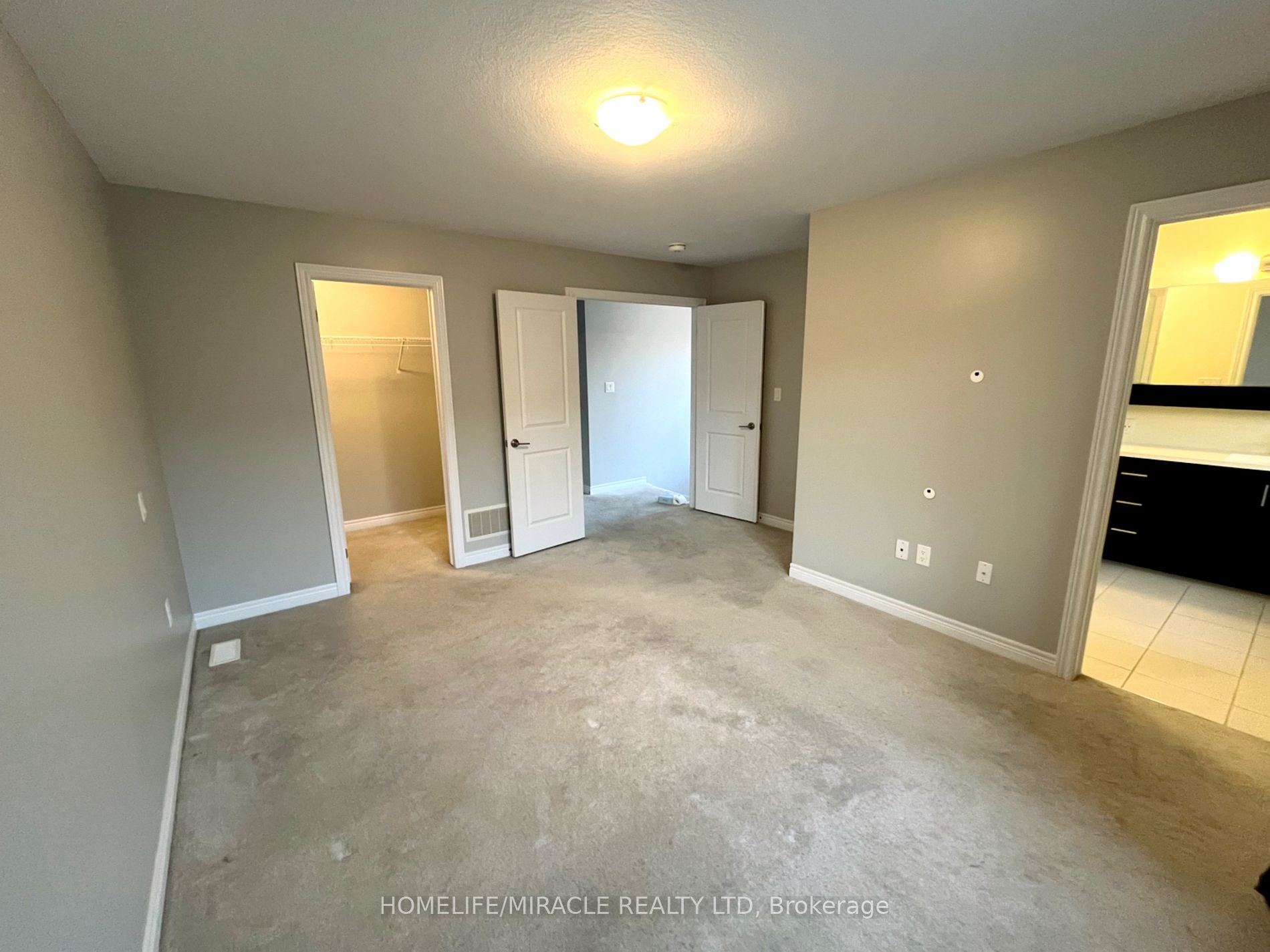 1890 Rymal Rd E, #166