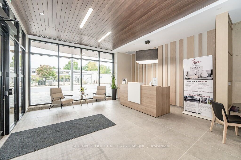 108 Garment St, #404